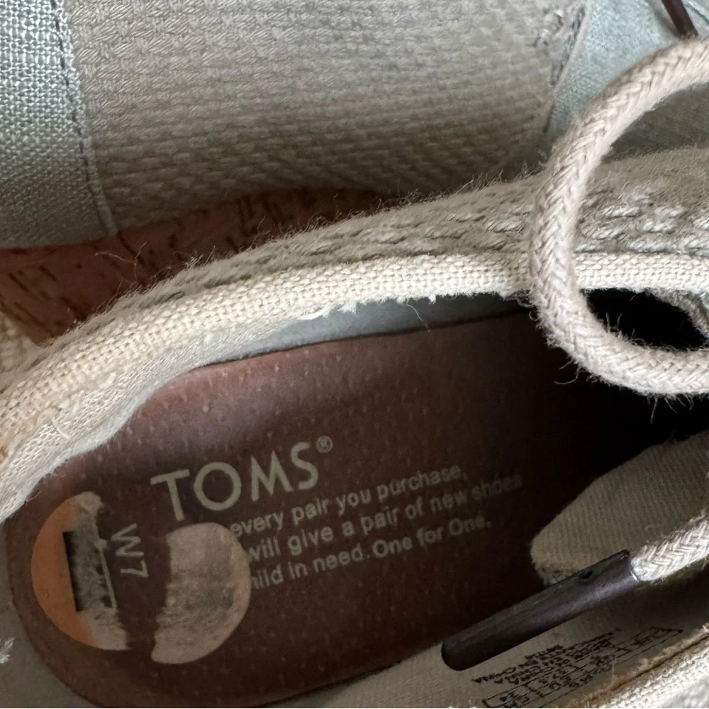 TOMS Wedge Booties Lace Up Cork Heel Canvas Tan Mint Size 7